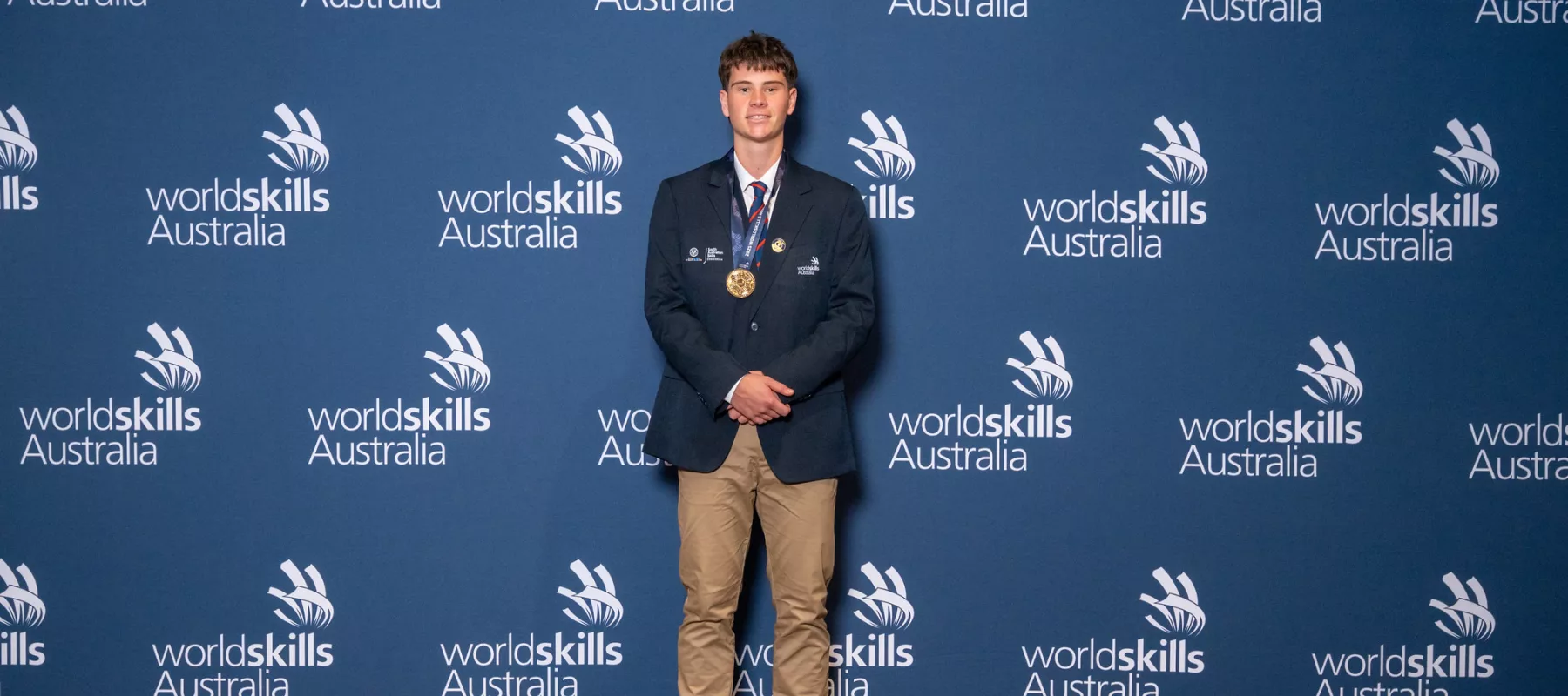 Angus Blanksby Carpentry VE Tis GOLD