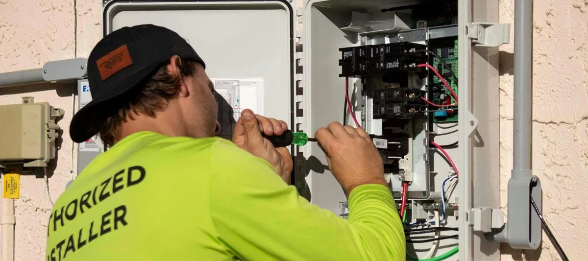 Electrical apprenticeships adelaide uee30820