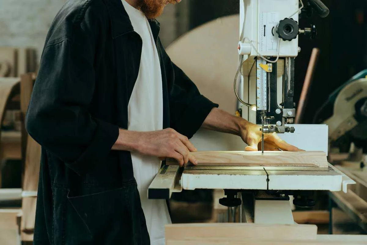 Carpentry apprenticeship Adelaide - cutting wood to size